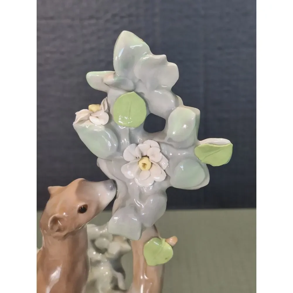 Lladro 4769 Ermine Porcelain Figurine Early Pre-DAISA 1971 Retired 1975 Spain